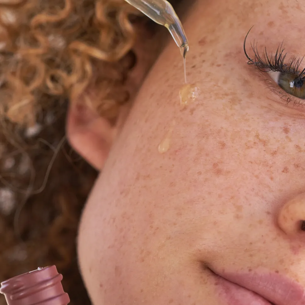 Advanced Retinol + Ferulic Texture Renewal Serum