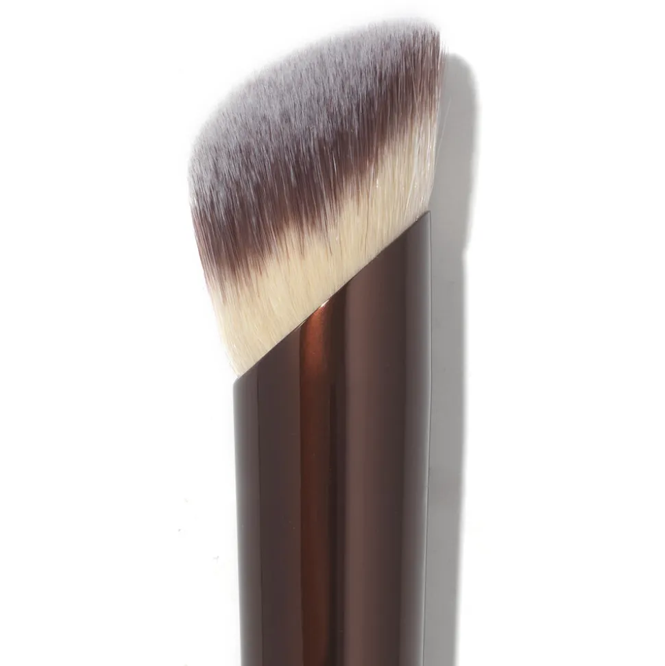 CONTOUR FAN BRUSH