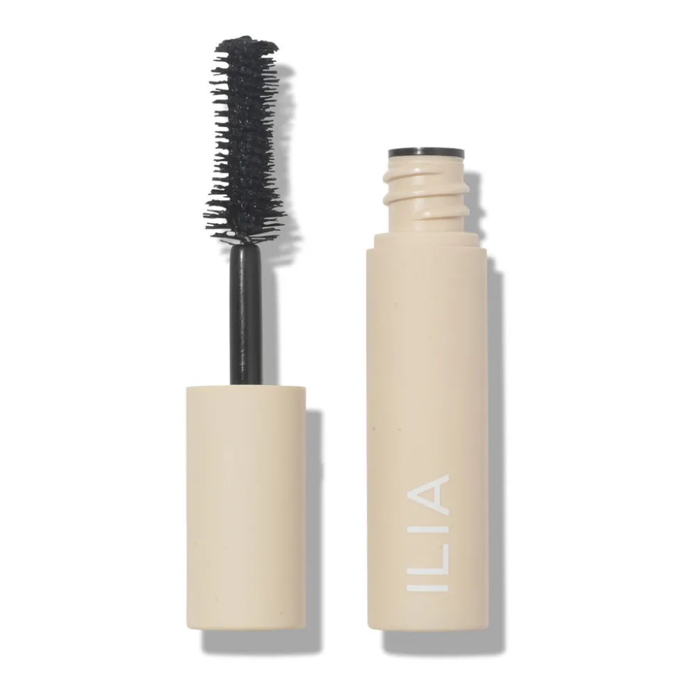Fullest Volumizing Mascara