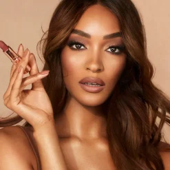 Matte Revolution Lipstick - Limited Edition