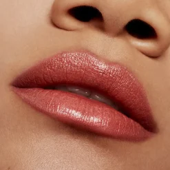 Shimmering Lipstick
