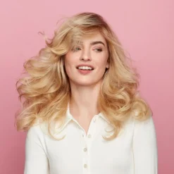 Style + Treat™ Yuzu + Plum Oil Light Work Sculpting Crème